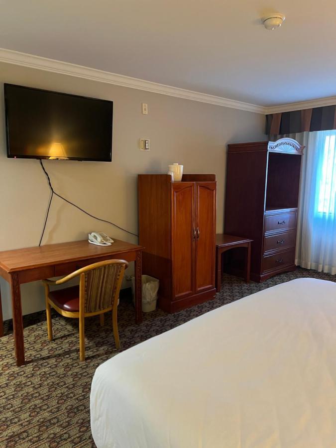Hotel Xola Moreno Valley Εξωτερικό φωτογραφία